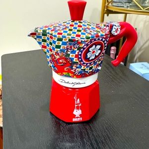 Brand new Dolce & Gabbana Moka 3-cup coffee maker